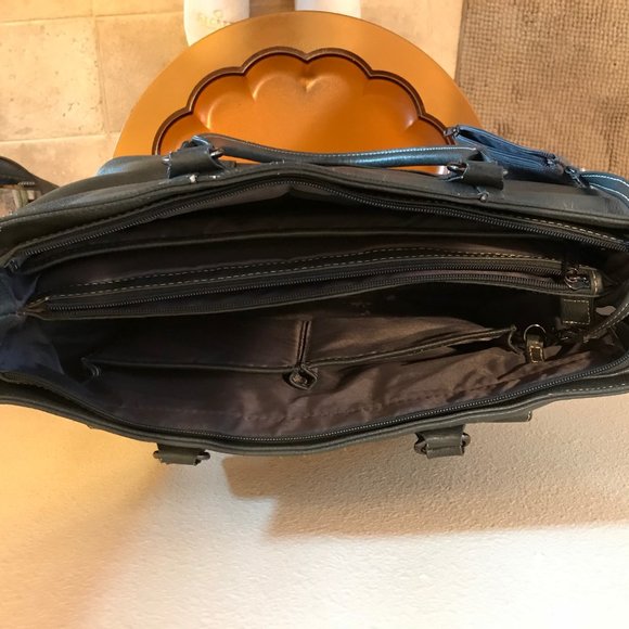 Kenneth Cole Tote/Computer Bag - Picture 5 of 7